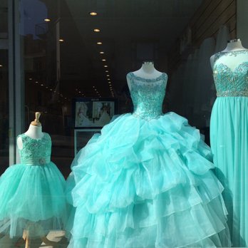One Touch Bridal - We offer dresses for Weddings (Bride, Bridesmaids, Mother of the Bride, Flower Girl), Quinceaños, and all accessories. - Accessories Near Me - Paterson, New Jersey