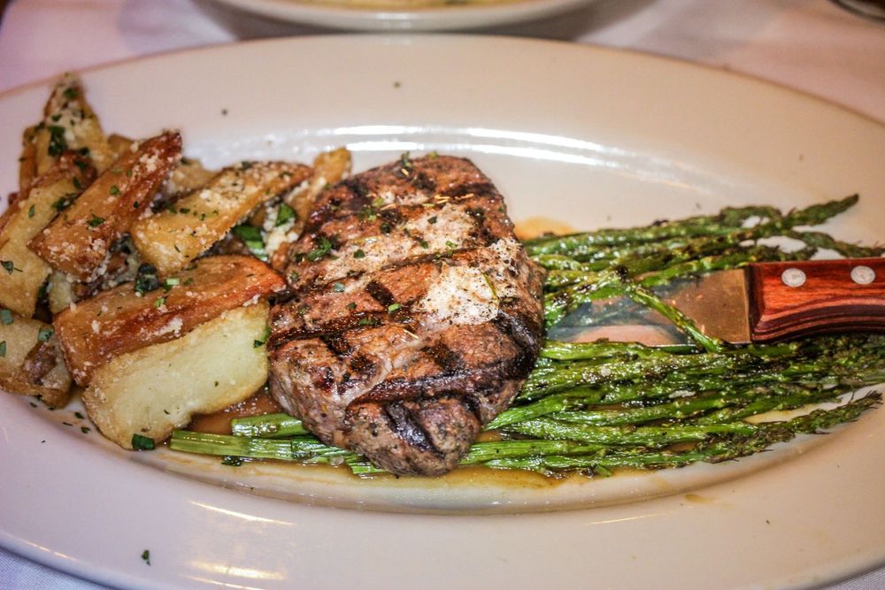 Maggiano's Little Italy