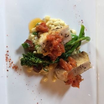 Valette Restaurant - Seared albacore with sweet corn and bacon (5 stars) - New American Near Me - Healdsburg, California