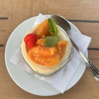 Boathouse 19 - Peach cheesecake - Bars Near Me - Tacoma, Washington
