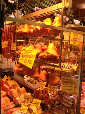 Viktualienmarkt by null