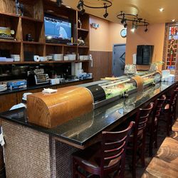 Chen's Asian Restaurant - Interior