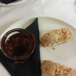 Il Cacciatore - Cantucci e vin santo