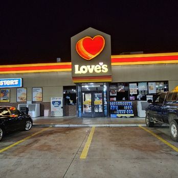Love's Travel Stop - Love's Travel Stop rest area. - Convenience Stores Near Me - Quartzsite, Arizona Love's Travel Stop - Love's Travel Stop rest area. - Convenience Stores Near Me - Quartzsite, Arizona