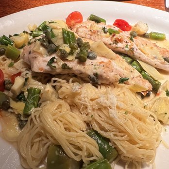 Charleston's - Chicken piccata - American Near Me - Tulsa, Oklahoma