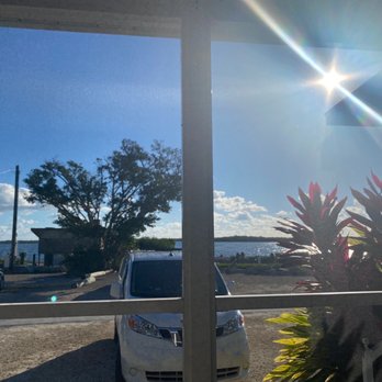 The Hideout Restaurant - beautiful view - American Near Me - Key Largo, Florida The Hideout Restaurant - beautiful view - American Near Me - Key Largo, Florida