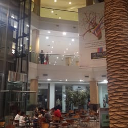 Las Toscas - Patio del Mc Cafe