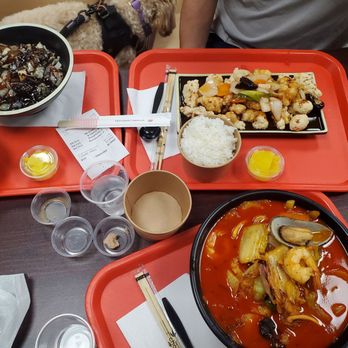 Hong Banjum - Jjajangmyeon, tangsuyuk, jjamppong - Chinese Near Me - Edison, New Jersey Hong Banjum - Jjajangmyeon, tangsuyuk, jjamppong - Chinese Near Me - Edison, New Jersey