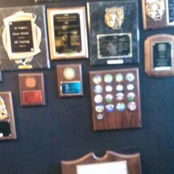 Mr Trophy - Trophy Shops Near Me - Hartford, Connecticut