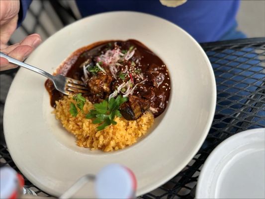 Photo of 5 Rabanitos Restaurante and Taqueria - Chicago, IL, US. Valentin Pechuga en Mole Rosa