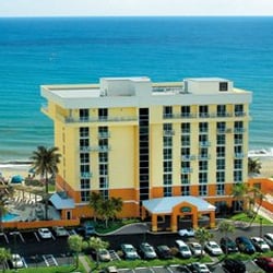 Courtyard by Marriott Hutchinson Island Oceanside - Jensen Beach - Courtyard Hutchinson Island, nestled between the Atlantic Ocean and the Indian River Lagoon.  The perfect getaway!