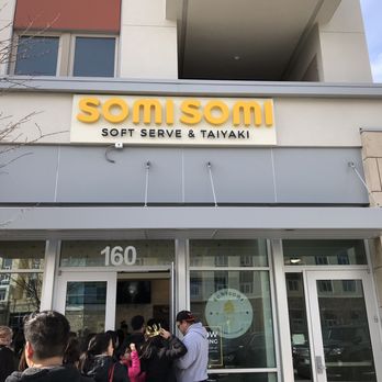Somisomi - Located across the walkway, north of Philz - Desserts Near Me - Cupertino, California