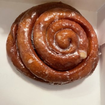 Bosa Donuts - Cinnamon bun - Bakeries Near Me - Saint Charles, Illinois Bosa Donuts - Cinnamon bun - Bakeries Near Me - Saint Charles, Illinois