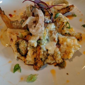 Backstreet Cafe - Shrimp & grits - New American Near Me - Houston, Texas