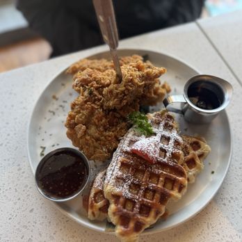 Khao Hom - Chicken & Waffle - Thai Near Me - Hayward, California