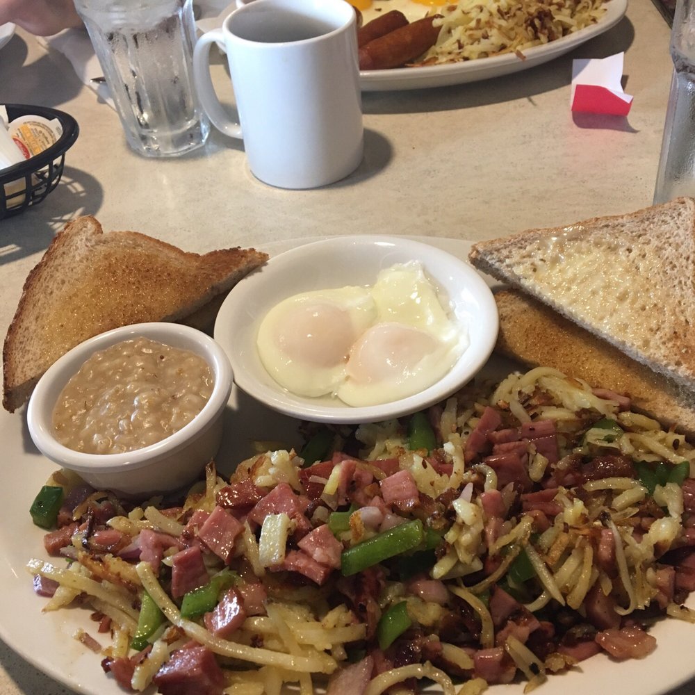 Korner Kitchen - Smoked meat hash with poached eggs and side oatmeal. - Breakfast & Brunch Near Me - Waterloo, Ontario Korner Kitchen - Smoked meat hash with poached eggs and side oatmeal. - Breakfast & Brunch Near Me - Waterloo, Ontario
