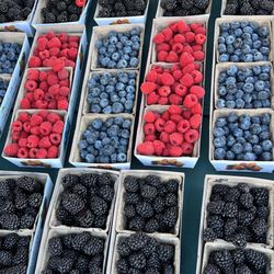 Burlingame Fresh Market