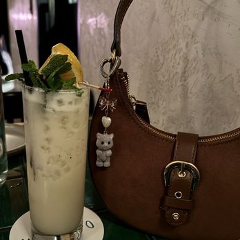 Bar Ni Modo - Cocktail Bars Near Me - Riverside, California