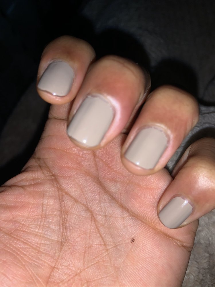 SUE’S NAILS 33 Photos & 58 Reviews 192 N University Dr, Pembroke