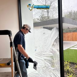 Aquanauts Window Cleaning and Pressure Washing - Professional Window Cleaning by Aquanauts!