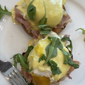 Small Batch Local Kitchen - Eggs Benedict - New American Near Me - Richmond, Virginia Small Batch Local Kitchen - Eggs Benedict - New American Near Me - Richmond, Virginia