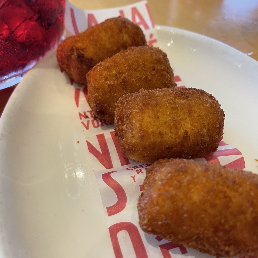 Jaleo - Croqueta de pollo - Spanish Near Me - Washington, DC, District of Columbia