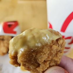 Arby's - Nuggets with honey mustard