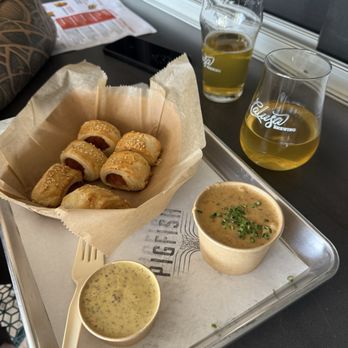 Calusa Brewing - Pigs in a blanket - Beer Bar Near Me - Sarasota, Florida Calusa Brewing - Pigs in a blanket - Beer Bar Near Me - Sarasota, Florida