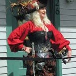 Strega's Pirate Shop - ThePirateStrega.tumblr.com