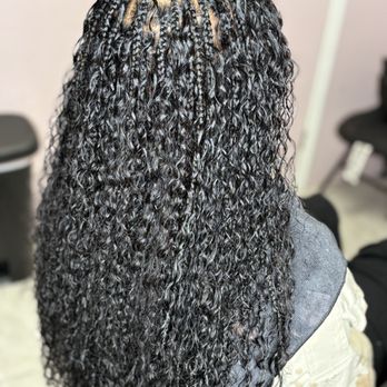 cookies beauty Trapp - extra full smedium boho knotless braids - Hair Stylists Near Me - Plantation, Florida cookies beauty Trapp - extra full smedium boho knotless braids - Hair Stylists Near Me - Plantation, Florida