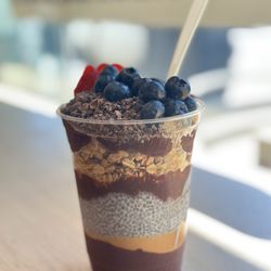 Oakberry Acai - Crunchy Bowl (16 oz)