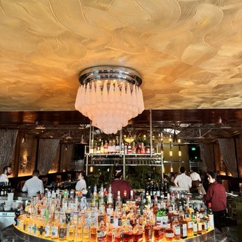 Le Coq - Bar Area - French Near Me - La Jolla, California