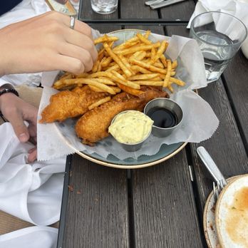 Le Papagayo - Fish and chips - Breakfast & Brunch Near Me - Encinitas, California Le Papagayo - Fish and chips - Breakfast & Brunch Near Me - Encinitas, California
