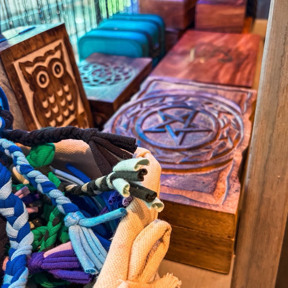 Cat & Cauldron - Supernatural Readings Near Me - Taylorsville, Utah Cat & Cauldron - Supernatural Readings Near Me - Taylorsville, Utah