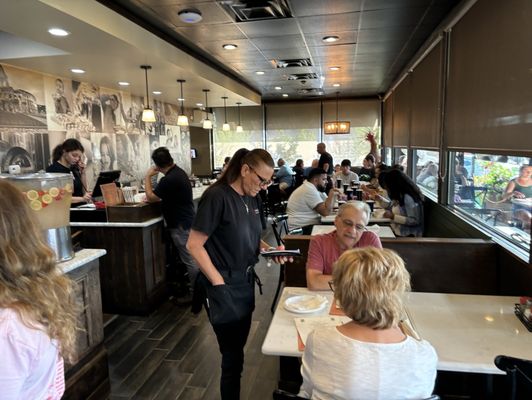 Carluccio's Coal Fired Pizza by null