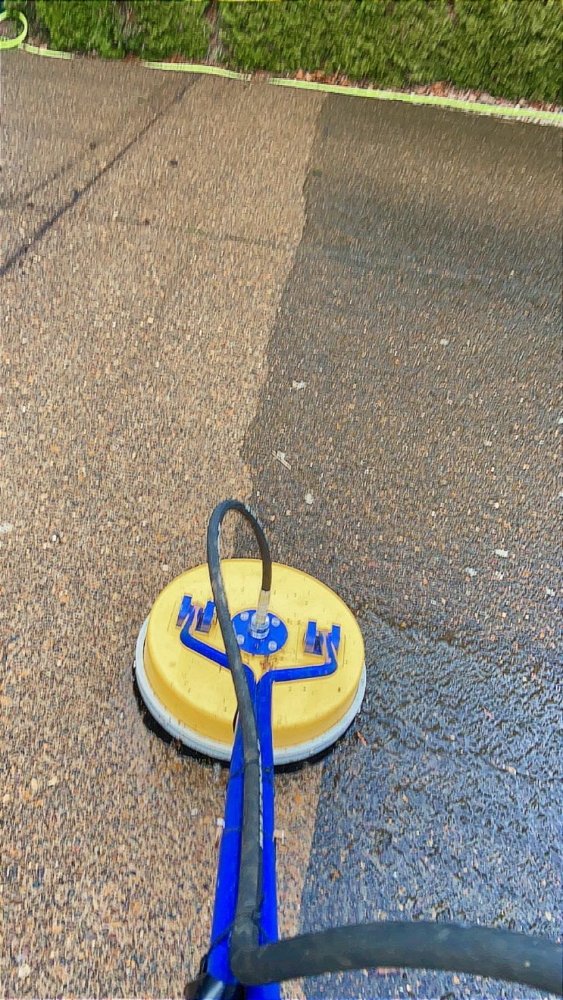 BUBBLES GUTTER CLEANING Updated July 2024 29 Photos Gladstone