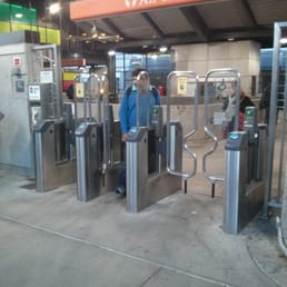 Gate Gate
