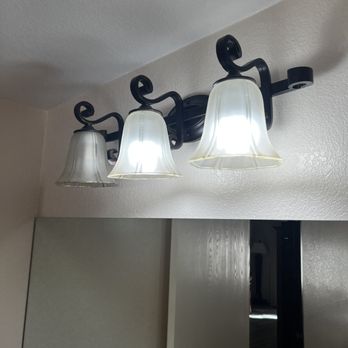 CasaBlanca Resort - Blown Lightbulbs - Hotels Near Me - Mesquite, Nevada