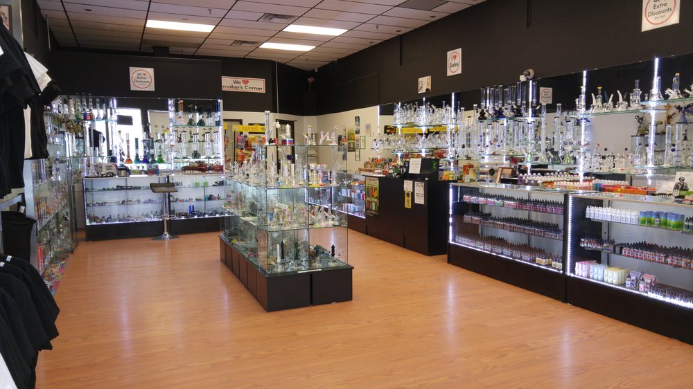 SMOKER’S CORNER Updated September 2024 5115 49Th St, Whitecourt