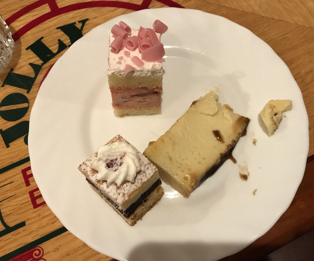 Jolly Inn Restaurant & Banquet, Chicago Roadtrippers