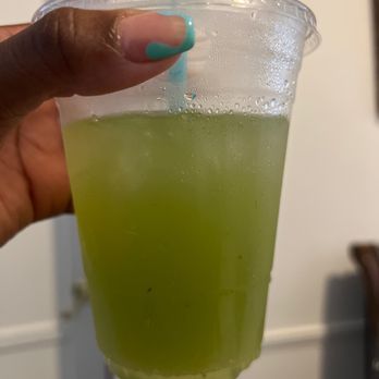 Planet Health Compton - Cucumber pineapple mint juice - Vegan Near Me - Compton, California Planet Health Compton - Cucumber pineapple mint juice - Vegan Near Me - Compton, California