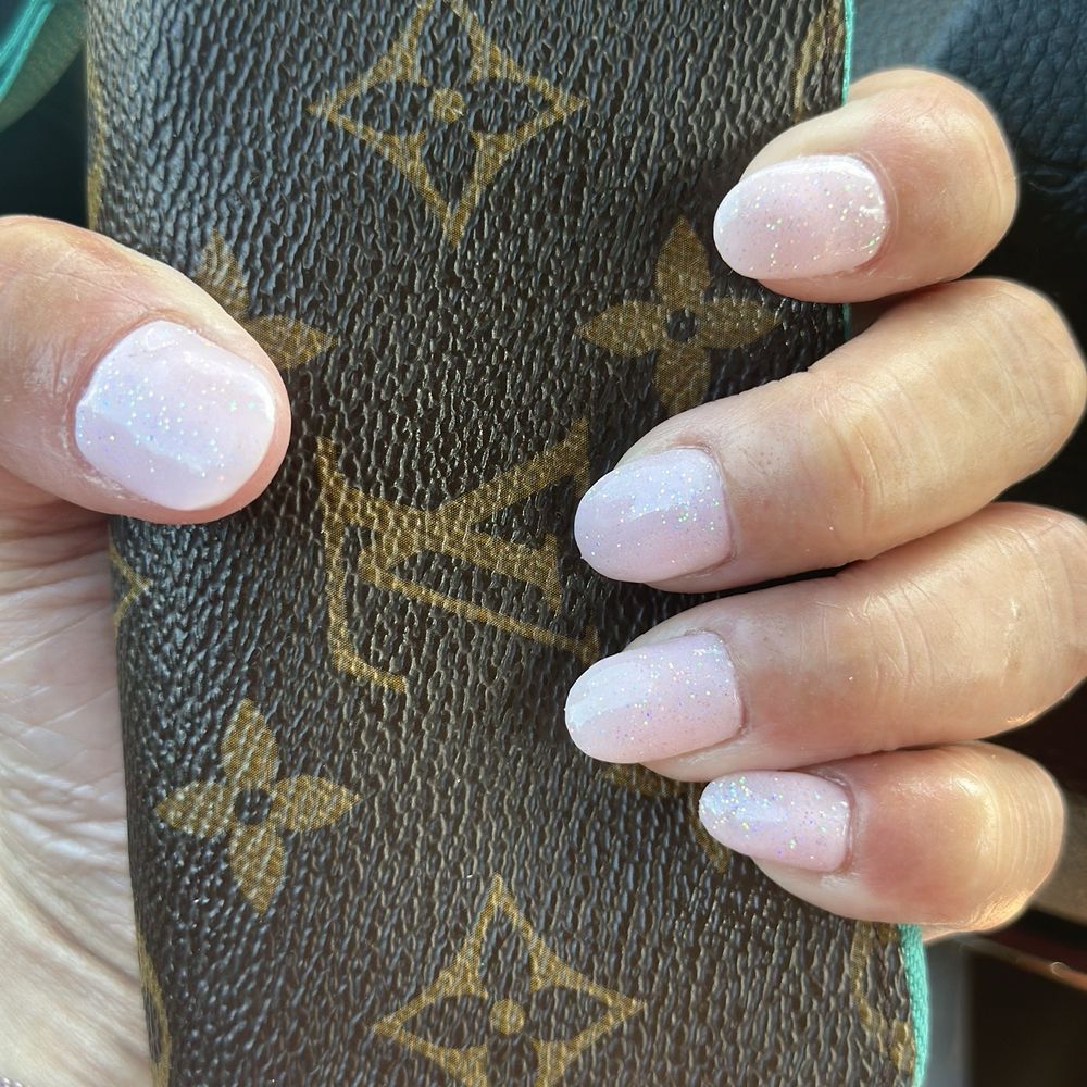 First Nail Spa - Nail Salons Near Me - Buffalo Grove, Illinois