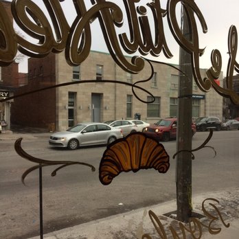 Le P'tit Atelier - a view of a street - Bakeries Near Me - Montreal, Quebec Le P'tit Atelier - a view of a street - Bakeries Near Me - Montreal, Quebec