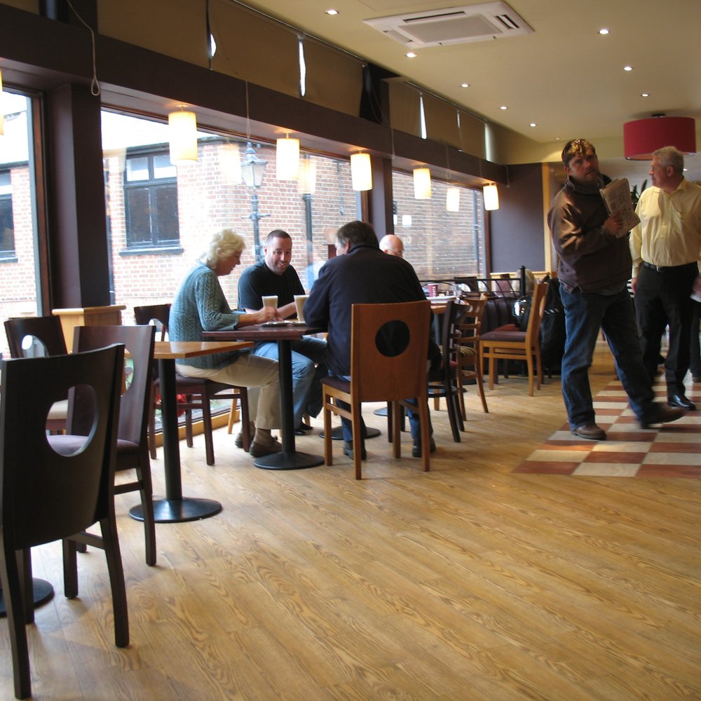 Costa - Costa Newbury, light and airy interior - Coffee & Tea Near Me - Newbury, WBK