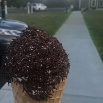 The Scoop - Maple and Black Raspberry creemee twist with chocolate sprinkle in a waffle cone! - Ice Cream & Frozen Yogurt Near Me - Shelburne, Vermont
