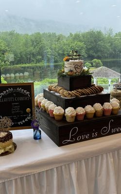 Leavitt's Country Bakery by null