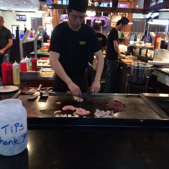 Ichiban Buffet - Hibachi area. Got the steak, shrimp and chicken combo . It was my favorite thing here - Japanese Near Me - Orlando, Florida