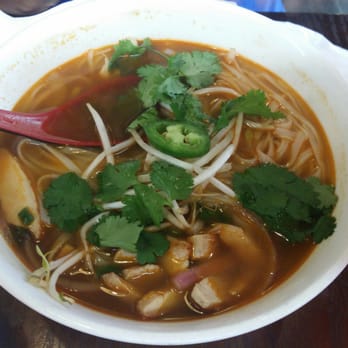 Noodle - Vietnamese noodle soup with chicken - Sushi Bars Near Me - Decatur, Georgia Noodle - Vietnamese noodle soup with chicken - Sushi Bars Near Me - Decatur, Georgia