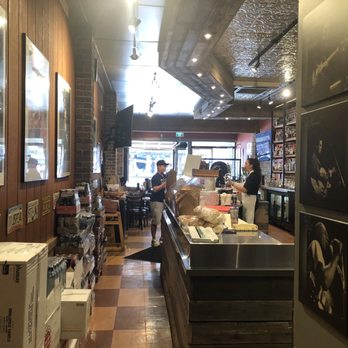 Memphis Blues - Inside - Barbeque Near Me - Vancouver, British Columbia