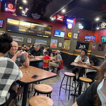 Buffalo Wild Wings - Tables are not socially distanced - Chicken Wings Near Me - Annapolis, Maryland